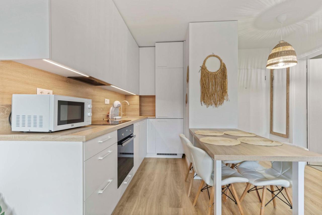 Lam Boho - Ac - Balcony Lägenhet Bratislava Exteriör bild